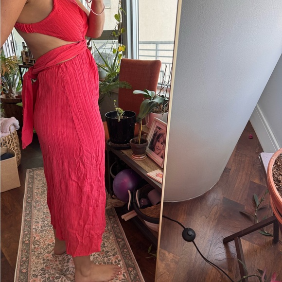 HYFVE Red Cut Out Ring Accent Midi Halter Sleeveless Dress Size S - Picture 2 of 7